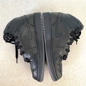 Nike Air Jordan Black Sneaker, Size 5Y